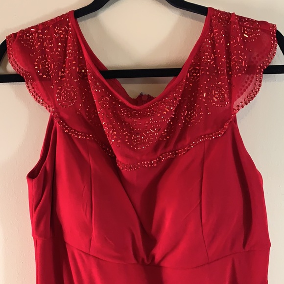 Dress - Picture 2 of 7